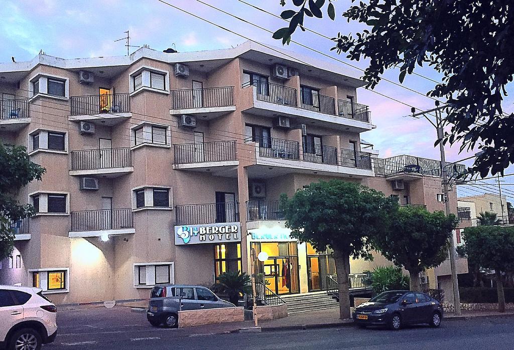 Berger Hotel Tiberias Exterior foto