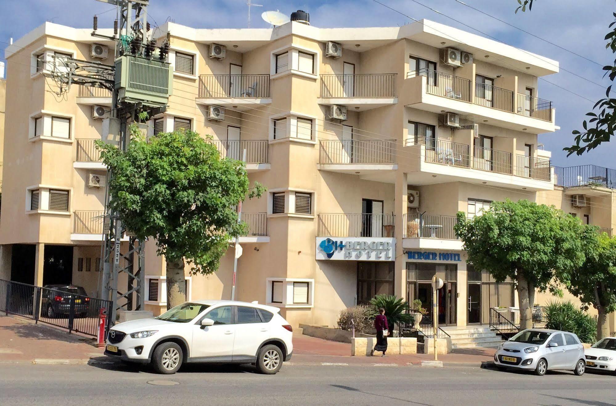 Berger Hotel Tiberias Exterior foto